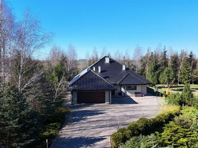 Dom na sprzedaż 4 pokoje wąbrzeski, 183,30 m2, działka 12203 m2