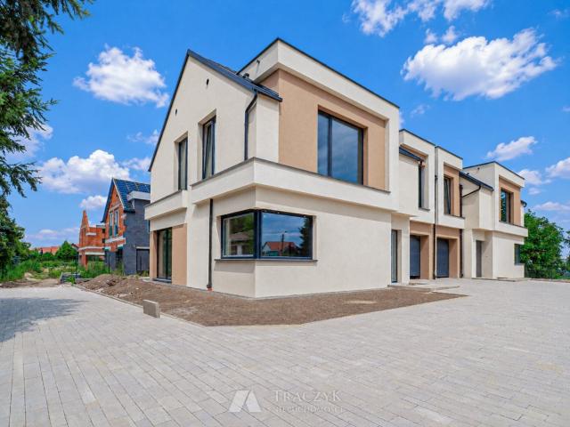 Dom na sprzedaż 4 pokoje wrocławski, 148 m2, działka 263 m2