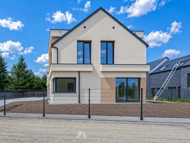 Dom na sprzedaż 4 pokoje wrocławski, 148 m2, działka 383 m2