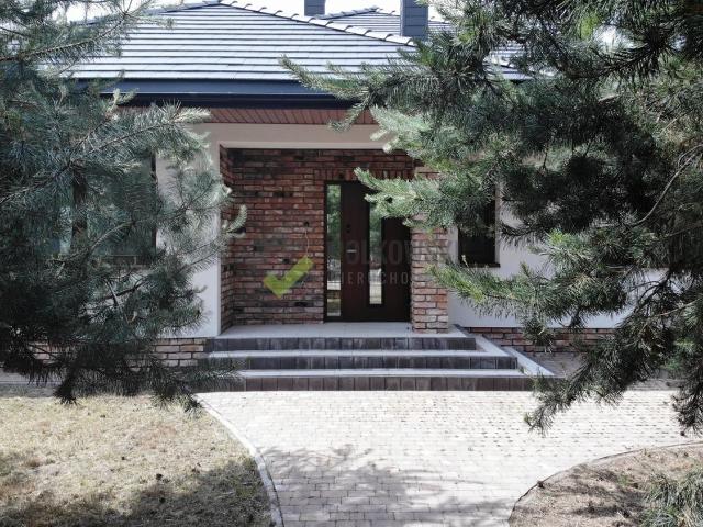 Dom na sprzedaż 4 pokoje Radzymin, 113,90 m2, działka 1538 m2