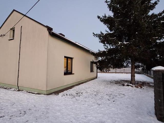 Dom na sprzedaż 4 pokoje bełchatowski, 80 m2, działka 1510 m2