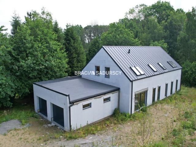 Dom na sprzedaż 4 pokoje bielski, 276 m2, działka 1294 m2