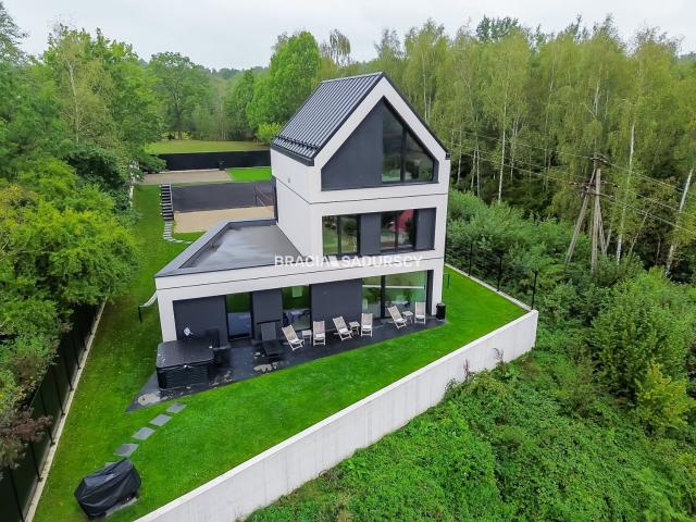 Dom na sprzedaż 4 pokoje bocheński, 132 m2, działka 1000 m2