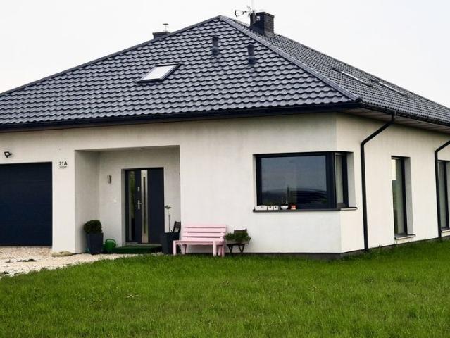 Dom na sprzedaż 4 pokoje buski, 141,99 m2, działka 1326 m2