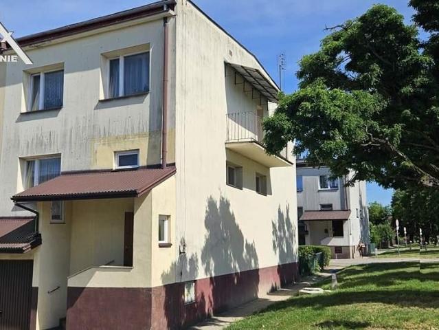 Dom na sprzedaż 4 pokoje Dębica, 130 m2, działka 140 m2