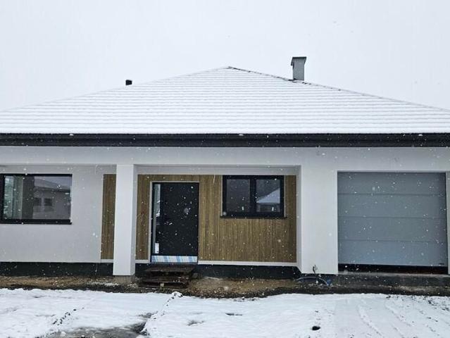 Dom na sprzedaż 4 pokoje Dębica, 133,20 m2, działka 660 m2