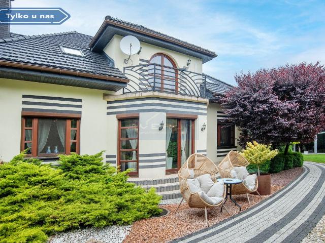Dom na sprzedaż 4 pokoje Koniecpol, 225,13 m2, działka 1223 m2