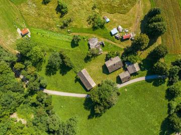 Dom na sprzedaż 4 pokoje limanowski, 80,50 m2, działka 4000 m2