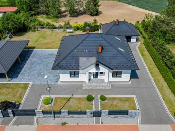 Dom na sprzedaż 4 pokoje Lubaczów, 170 m2, działka 1454 m2