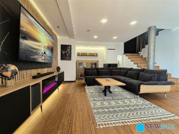 Dom na sprzedaż 4 pokoje Mikołów, 200 m2, działka 1030 m2