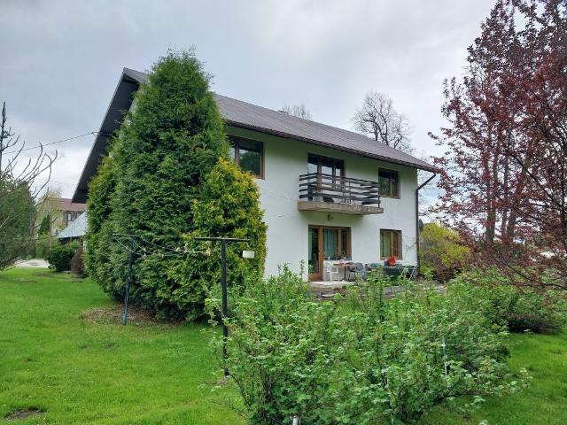 Dom na sprzedaż 8 pokoi nowosądecki, 250 m2, działka 1100 m2