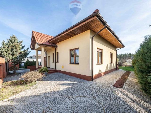 Dom na sprzedaż 4 pokoje poznański, 248 m2, działka 790 m2