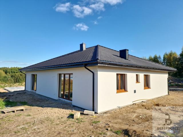 Dom na sprzedaż 4 pokoje Słupsk, 75,08 m2, działka 400 m2