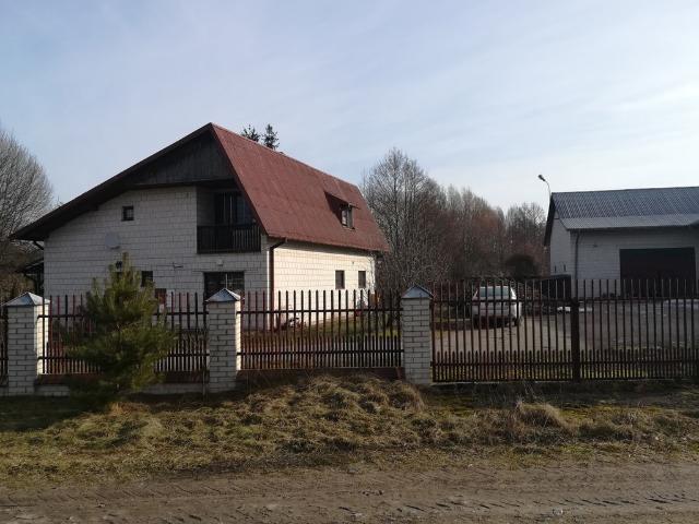 Dom na sprzedaż