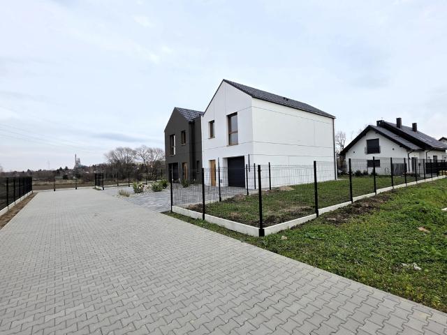 Dom na sprzedaż