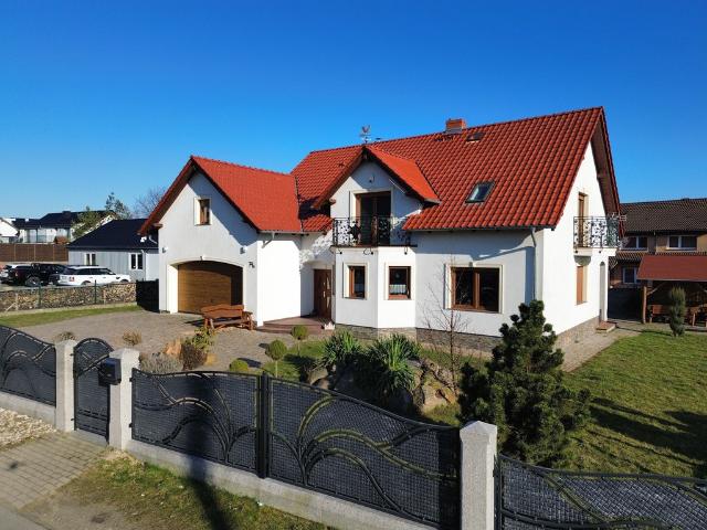 Dom na sprzedaż