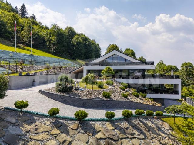 Dom na sprzedaż 5 pokoi Myślenice, 960,40 m2, działka 10000 m2