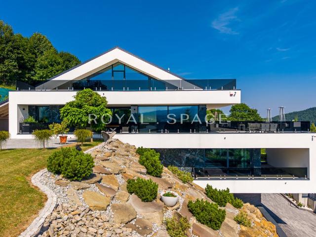 Dom na sprzedaż 5 pokoi Myślenice, 960 m2, działka 10000 m2