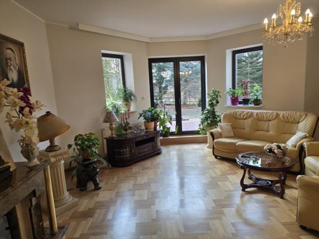Dom na sprzedaż 5 pokoi Marki, 240 m2, działka 1328 m2