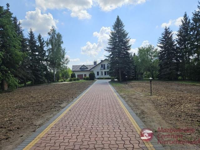 Dom na sprzedaż 5 pokoi nowodworski, 189,30 m2, działka 2863 m2