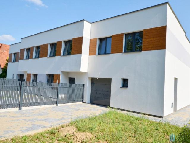 Dom na sprzedaż 5 pokoi Łomianki, 120 m2, działka 360 m2