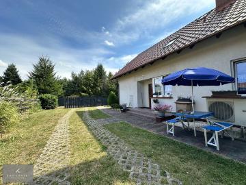 Dom na sprzedaż 5 pokoi ostrzeszowski, 160 m2