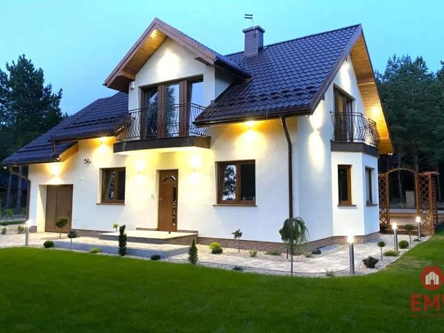 Dom na sprzedaż 5 pokoi augustowski, 214 m2, działka 1169 m2