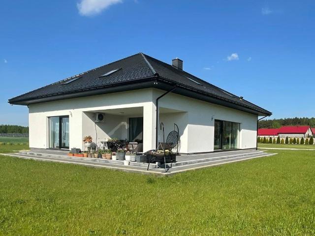 Dom na sprzedaż 5 pokoi Aleksandrów Łódzki, 250 m2, działka 5000 m2