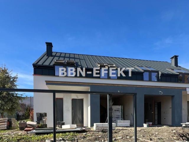 Dom na sprzedaż 5 pokoi bielski, 129 m2, działka 323 m2