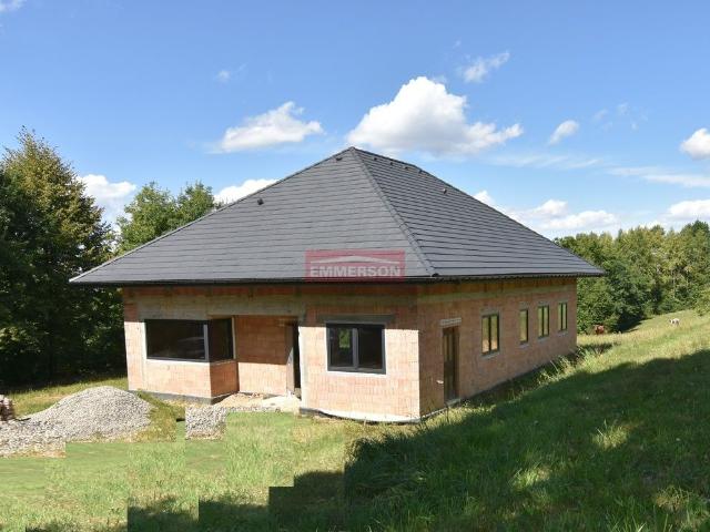 Dom na sprzedaż 5 pokoi bocheński, 182,02 m2, działka 5000 m2