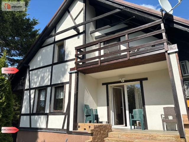 Dom na sprzedaż 5 pokoi Chodzież, 258 m2, działka 895 m2