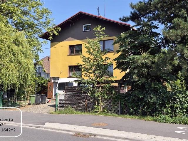 Dom na sprzedaż 5 pokoi cieszyński, 230 m2, działka 1642 m2