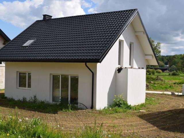 Dom na sprzedaż 5 pokoi Dynów, 100 m2, działka 438 m2