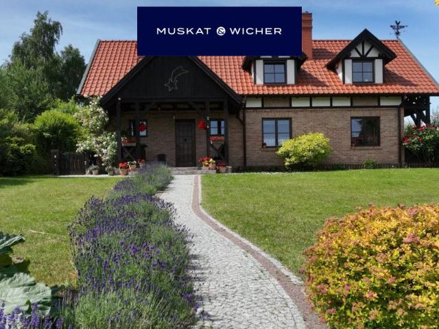 Dom na sprzedaż 5 pokoi elbląski, 250 m2, działka 2660 m2