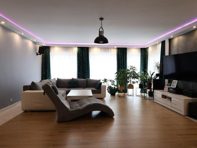 Dom na sprzedaż 5 pokoi Głogów, 270 m2, działka 174 m2