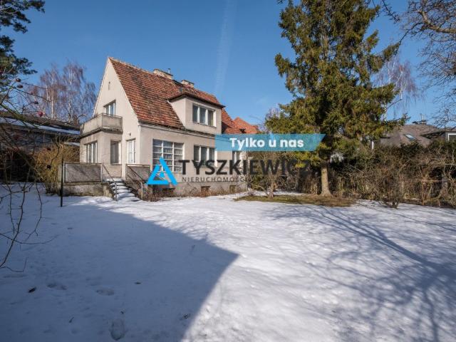 Dom na sprzedaż 4 pokoje Gdynia Wzgórze Św. Maksymiliana, 107 m2, działka 766 m2