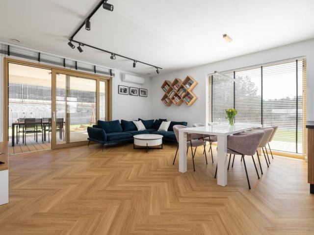 Dom na sprzedaż 5 pokoi Gdynia Chwarzno Wiczlino, 253,52 m2, działka 1035 m2
