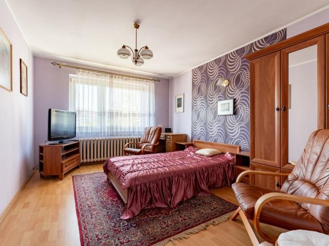 Dom na sprzedaż 5 pokoi Gdynia Chylonia, 100 m2, działka 431 m2