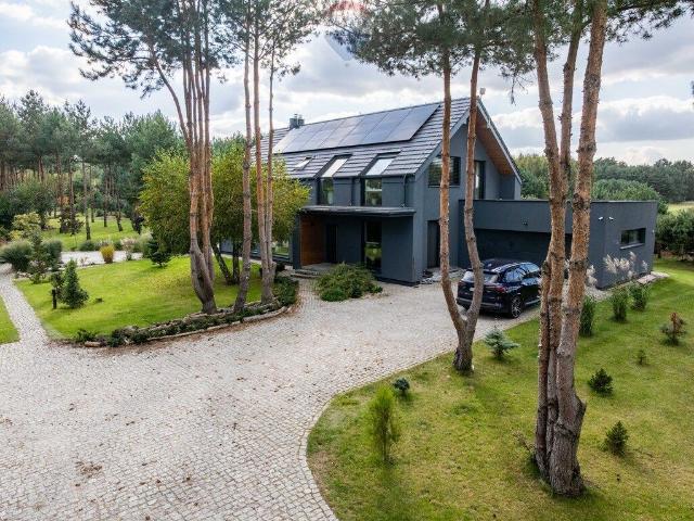 Dom na sprzedaż 5 pokoi jarociński, 233 m2, działka 7725 m2