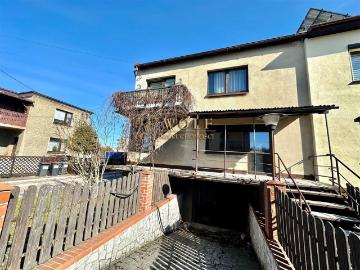 Dom na sprzedaż 5 pokoi Kalety, 206 m2, działka 381 m2