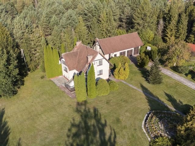 Dom na sprzedaż 5 pokoi kościerski, 61200 m2, działka 61200 m2