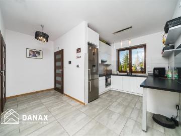 Dom na sprzedaż 5 pokoi krakowski, 180 m2, działka 1300 m2