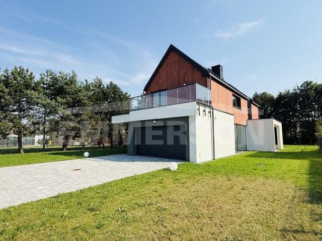 Dom na sprzedaż 5 pokoi krakowski, 202,19 m2, działka 1036 m2