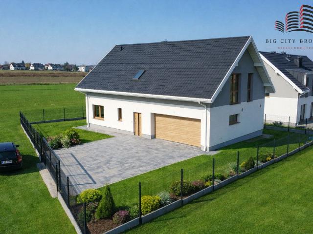 Dom na sprzedaż 5 pokoi lubelskie, 211 m2, działka 563 m2