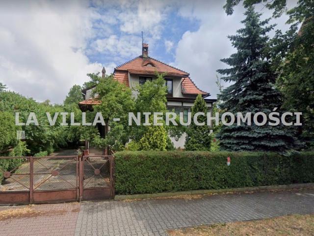 Dom na sprzedaż 5 pokoi Leszno, 291 m2, działka 893 m2
