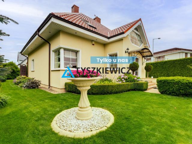 Dom na sprzedaż 5 pokoi pucki, 188 m2, działka 876 m2