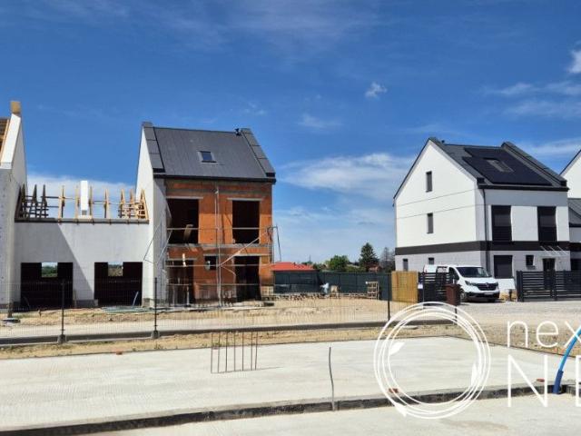 Dom na sprzedaż 5 pokoi piaseczyński, 170,42 m2, działka 450 m2