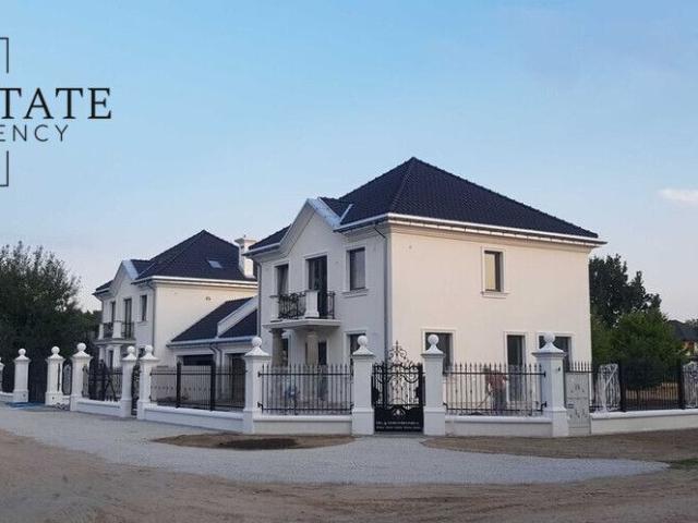 Dom na sprzedaż 5 pokoi piaseczyński, 210 m2, działka 600 m2