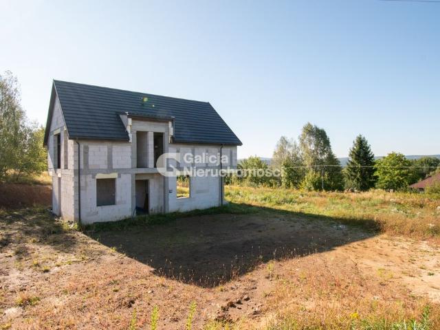 Dom na sprzedaż 5 pokoi rzeszowski, 145 m2, działka 900 m2