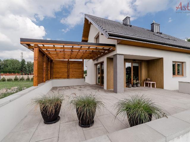 Dom na sprzedaż 5 pokoi Tychy, 240 m2, działka 1405 m2